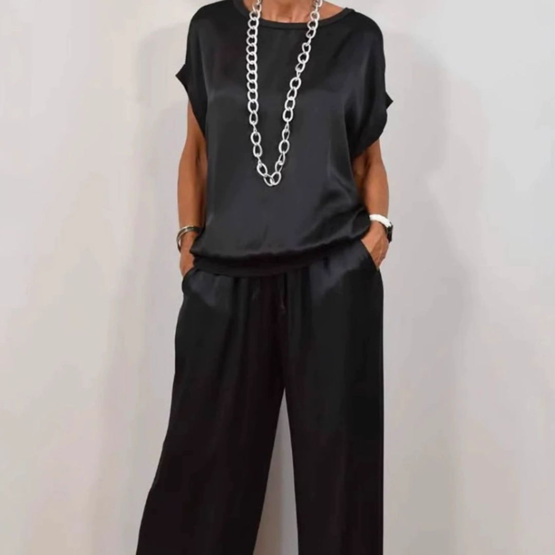 CECILIA | ELEGANT TWO-PIECE SUIT