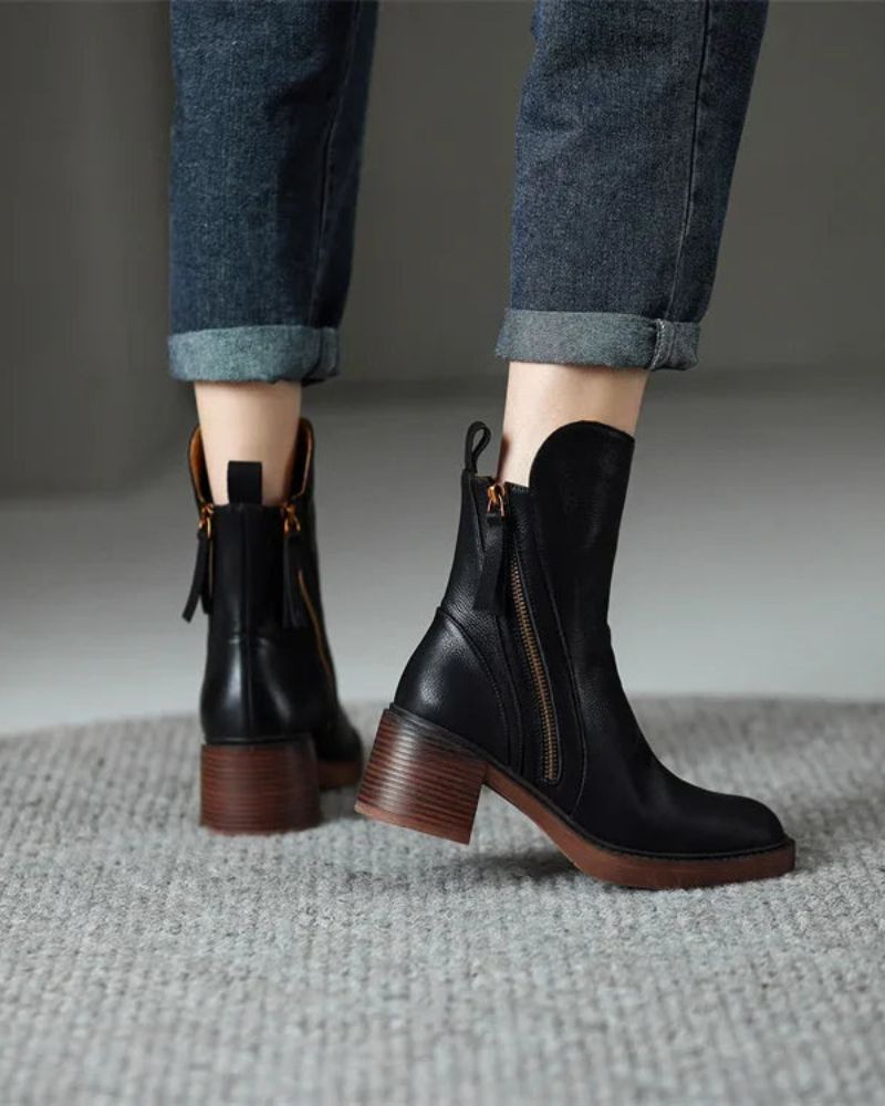 Corvianoir | Elegant Ankle Boots