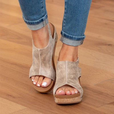 SELENE | ELEGANT HEELED SANDALS