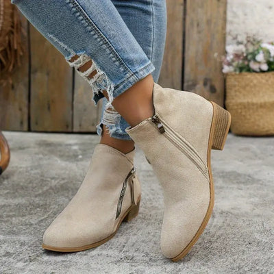 Céline - Trendy suede boots with heel