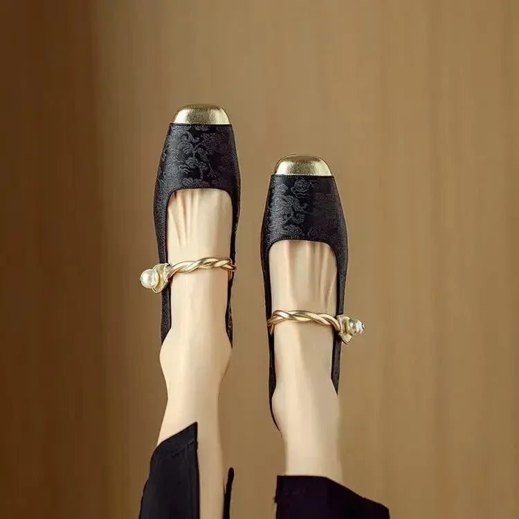 Lydia | Chic & Comfortable Sandals