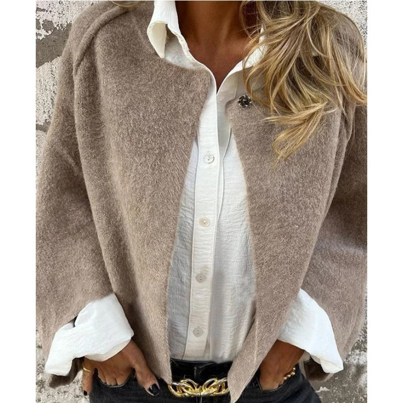 KIANA | SHORT JACKET WITH CHIC FLARED SLEEVES