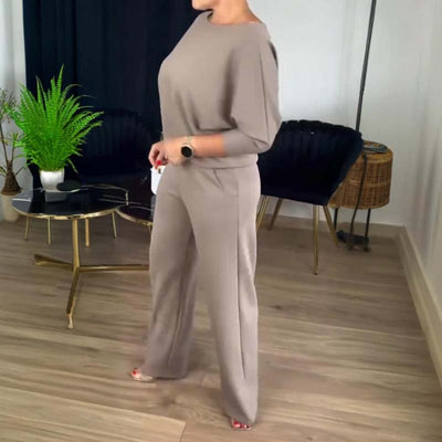 Elegant 3-piece set including a long cardigan, a top, and trousers